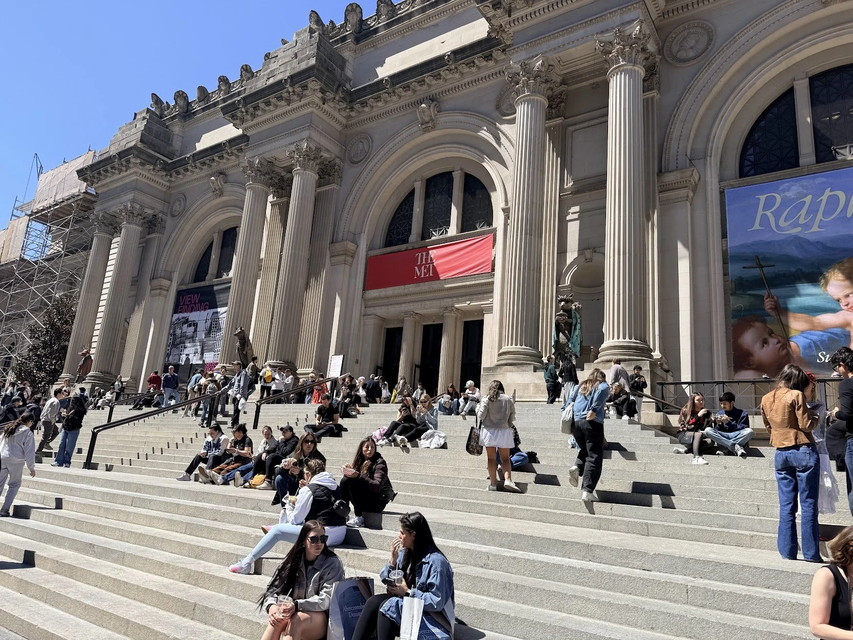 A Perfect New York Day: The Met, Central Park, and The Plaza